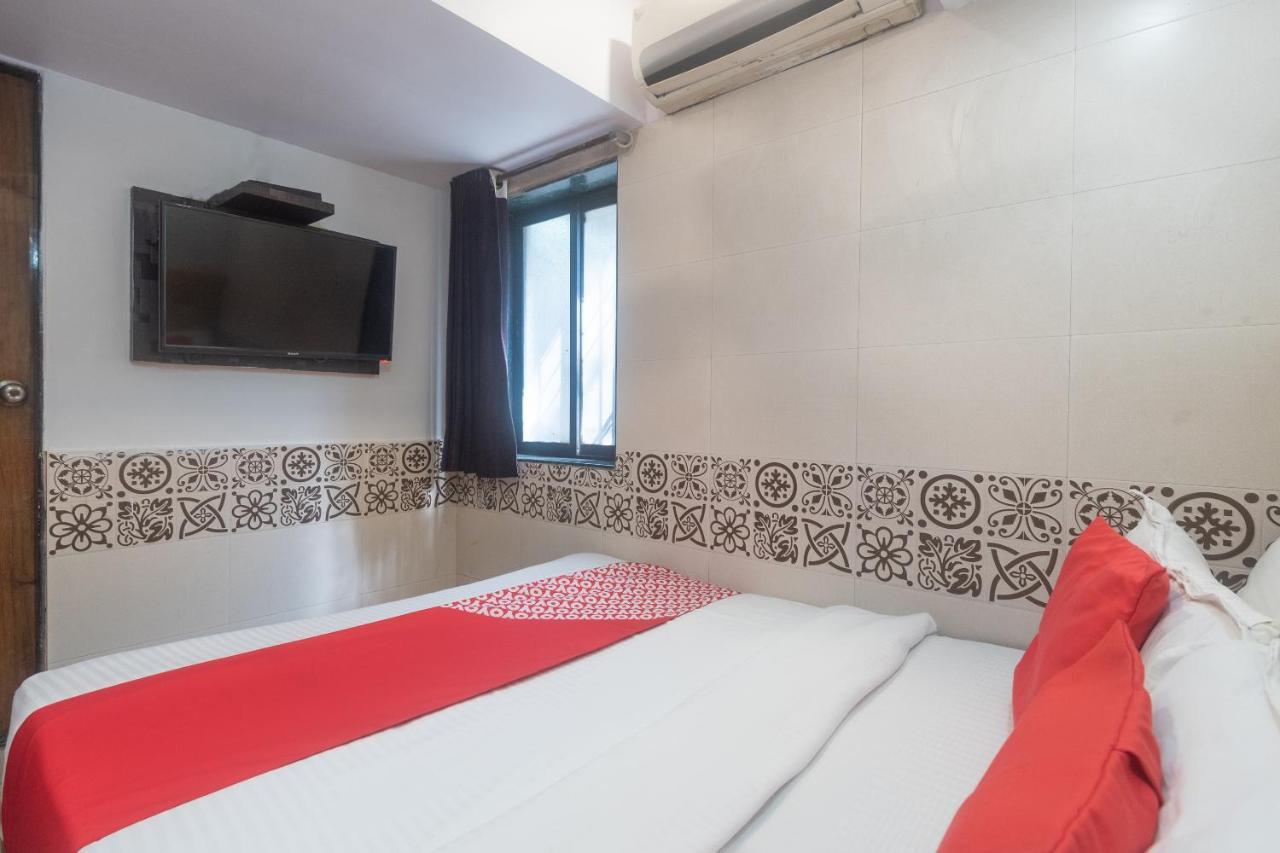 Oyo 49867 Hotel Kalpana Residency ムンバイ エクステリア 写真