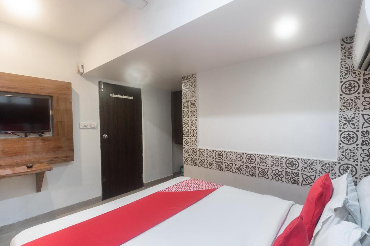 Oyo 49867 Hotel Kalpana Residency ムンバイ エクステリア 写真
