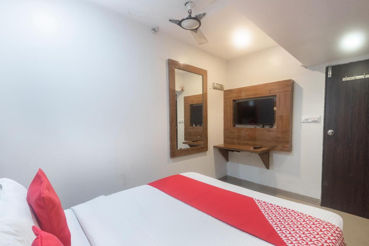 Oyo 49867 Hotel Kalpana Residency ムンバイ エクステリア 写真