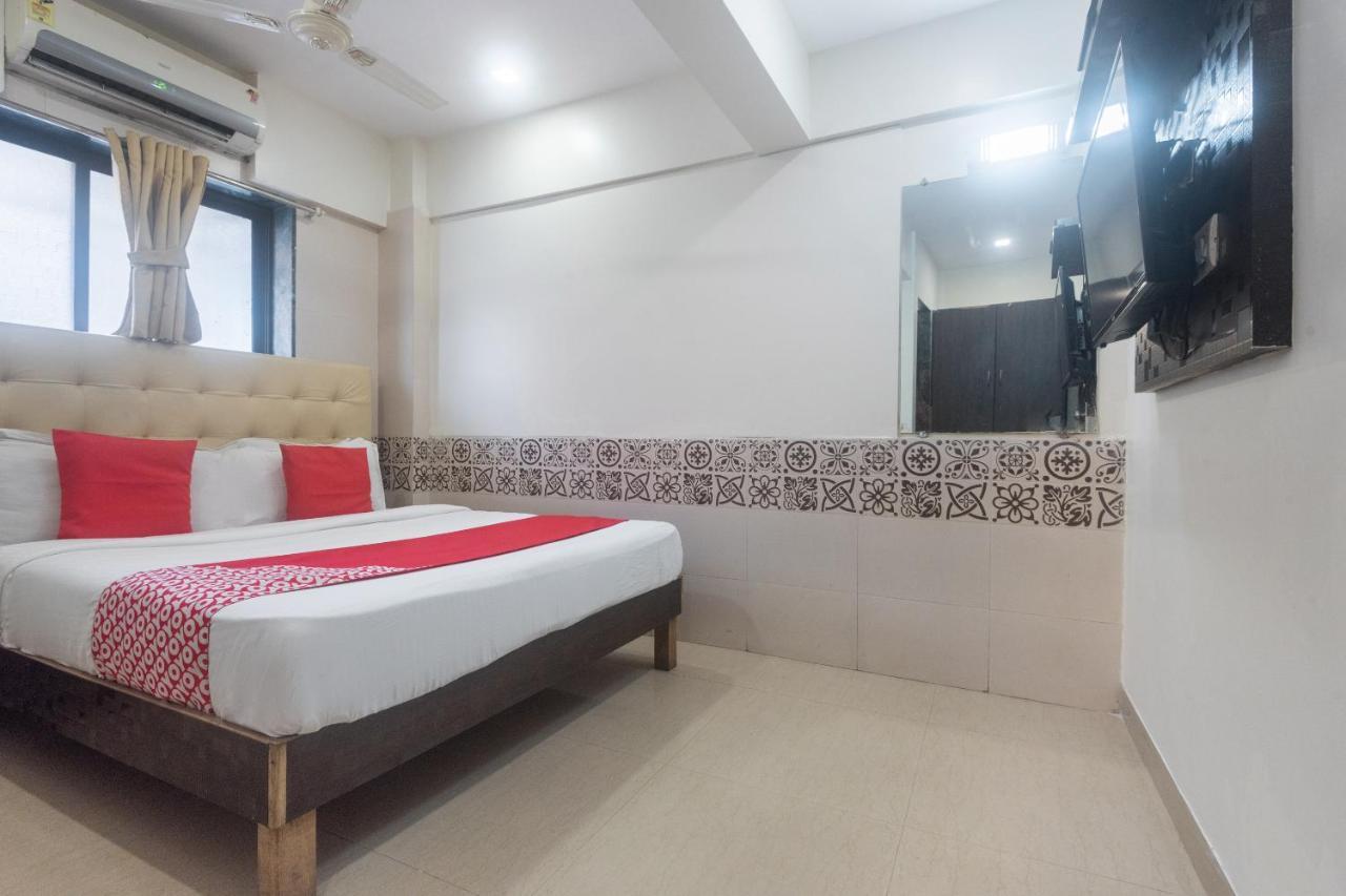 Oyo 49867 Hotel Kalpana Residency ムンバイ エクステリア 写真